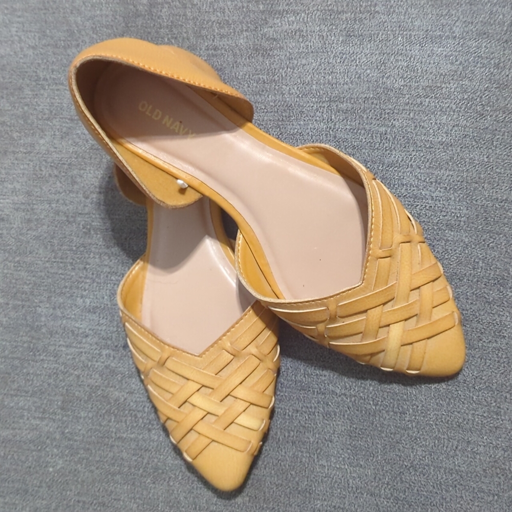 Yellow Woven Flats size 9